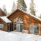 Great Bison Lodge at Tahoe Donner by Tahoe Getaways - Pet Friendly 4BR w HOA & Heated Driveway - 特拉基