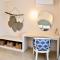 StayBridge Apartments, Mesongi