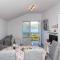 Apartments Memuni - One Bedroom Apartment with Balcony and Sea View CRVENI