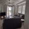 Stylish 1 Bedroom with Private Rooftop Spa