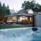Luxe Villa Estate, Sonoma, Private Creek, Hot Tub, Pool, Bocce - Sebastopol