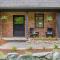 Spacious Mountain Retreat set on 7 acres & Pond - Stowe
