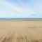 Beach Retreat - Filey