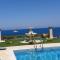 Luxury Beachfront Villa with a Pool
