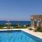 Luxury Beachfront Villa with a Pool
