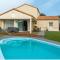superbe villa residence oasis park - 8 personnes - piscine chauffee