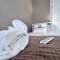 Sleek Skyward Serenity 2bed W Pool Table - Ystrad - Llwyn-y-pia