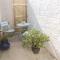 Pandora a Lovely Seaside Cottage in Newlyn sleeps 4 - 纽林