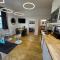 Karlin Oasis 2-Bedroom Apartment