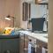 Heritage Hideaway - Refurbished Flinders St Gem