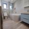 Modern Cambridge Flat-Easy A14 Access and City Links - Milton