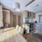 Lovely Caravan With Decking At Manor Park In Hunstanton Ref 23091T - 亨斯坦顿