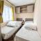 Lovely Caravan With Decking At Manor Park In Hunstanton Ref 23091T - 亨斯坦顿
