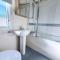 Wonderful 6 Berth Caravan For Hire At Manor Park, Hunstanton, Norfolk Ref 23028S - 亨斯坦顿