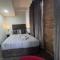 Kick back relax stylish space - Nottingham