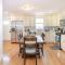 39-New renovated Townhouse - كوينسي