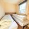 6 Berth Caravan For Hire With Decking At Manor Park In Norfolk Ref 23017S - Hunstanton
