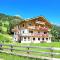 Santner alpine tauern living - panorama apartments in Virgen with free parking & ski - bike room