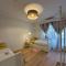 Koombana Bay beach Homestay