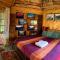 Camp Oak View, Camp and Cottages, Bir