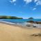 CASA A 20 METROS DA PRAIA DE TOQUE TOQUE GRANDE COM AR COND WiFi EXT ATE A PRAIA - 圣塞巴斯蒂安