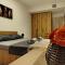 18th & 16h Floor Secure Luxury Condos With Pool & Fitness Included In Price