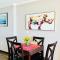 Azure Bliss Oceanfront Condo Sleeps 6 - ميرتل بيتش