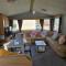Light and Airy 2 Bedroom Mobile Home - Aberystwyth