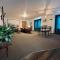 Downtown Green Room at Villages on Aurora - آيرونوود