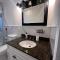 Preston Serenity Room With Shared Bath & Kitchen - هارتفورد