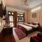 Hotel Mandakini