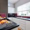 Delven House- Serviced Apartments