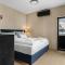Luxury Lodge with jacuzzi and sauna
