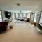 Blue Heron House, Private 4 BR Waterfront w Heated Pool and Fire Pit