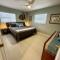 Blue Heron House, Private 4 BR Waterfront w Heated Pool and Fire Pit