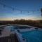Heated Pool and Jacuzzi, Scenic Mountain View, Lux and Cozy, - 卡顿伍德