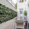 Stylish 5BR Flat with terrace - Madrid