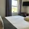 Skyfly Bed & Breakfast - 曼齐尼