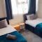Luxury 4 Bedroom entire Apartment in Birmingham Free Parking peaceful place smethwick - Birmingham