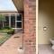 homey space Spacious Four-Bedroom, Free Parking, Family Preferred - Glen Waverley