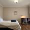 homey space Spacious Four-Bedroom, Free Parking, Family Preferred - Glen Waverley