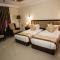 Queen Plaza Hotel