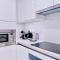 Canal Front - Luxury 2BR Stay in Al Wasl - 迪拜