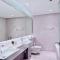 Canal Front - Luxury 2BR Stay in Al Wasl - 迪拜