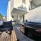 Apartments Anmalu with Jacuzzi - Pirovac