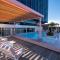 The Rose 204: Studio Apartment with Rooftop Pool - Kapské Město
