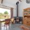 Linscott Cottage - One bedroom pet friendly with hot tub on edge of Dartmoor - Moretonhampstead