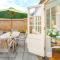 Mahonia Cottage