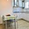 Apartment Aquarius by Interhome