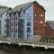 Luxury Riverside 2 bedroomed Apartment with Balcony - Newport